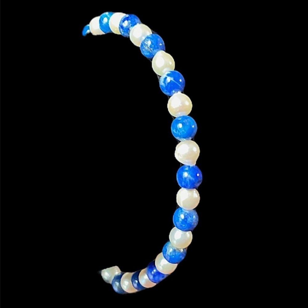 Vintage Cultured Pearl and Lapis Bead Estate Bracelet